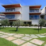 Aparthotel Sporting Club 4*