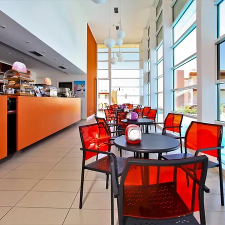 Sporting Club Aparthotel Praia a Mare